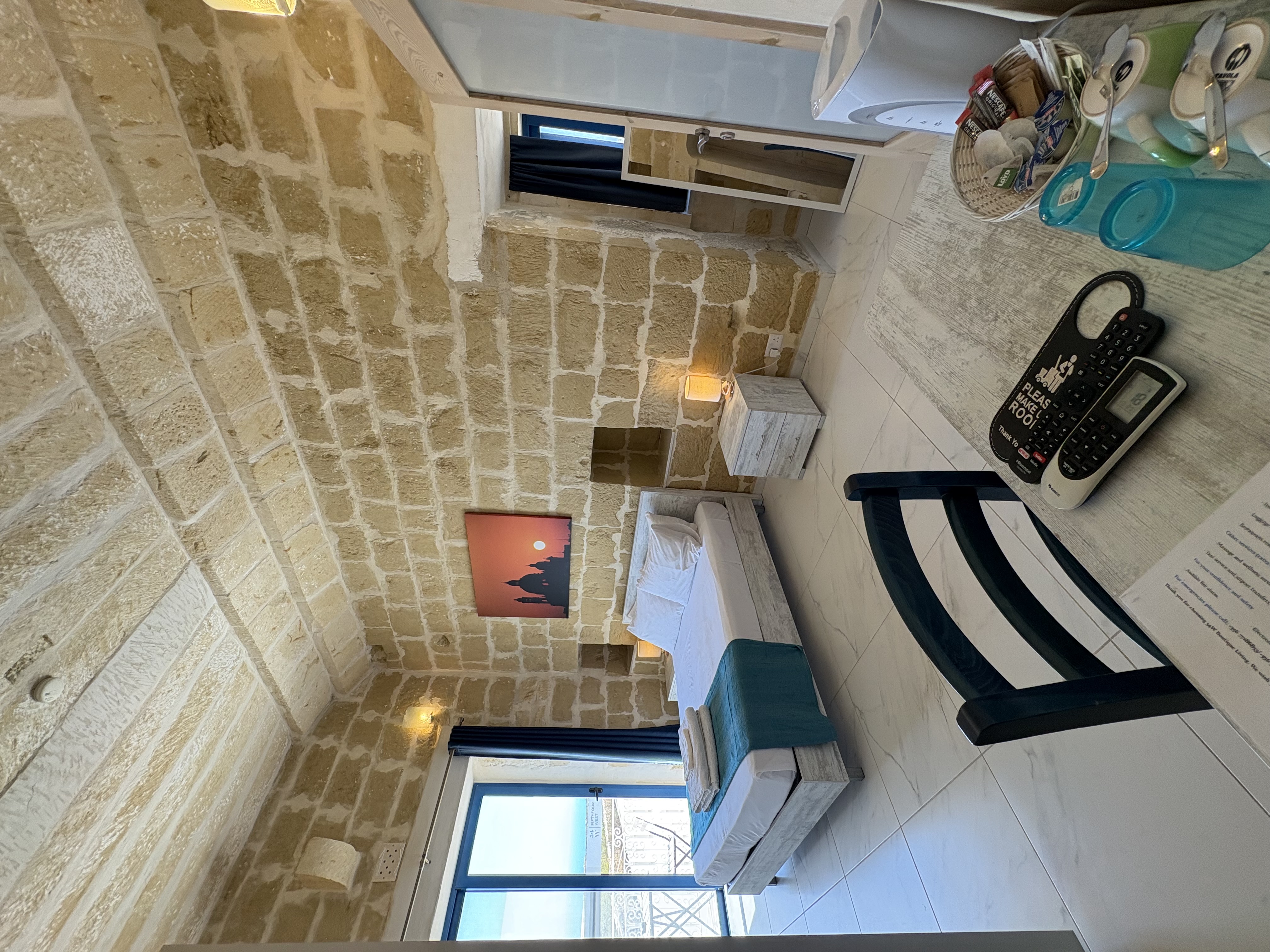 Hs1 Rm3 - Deluxe Double Room with Sea View