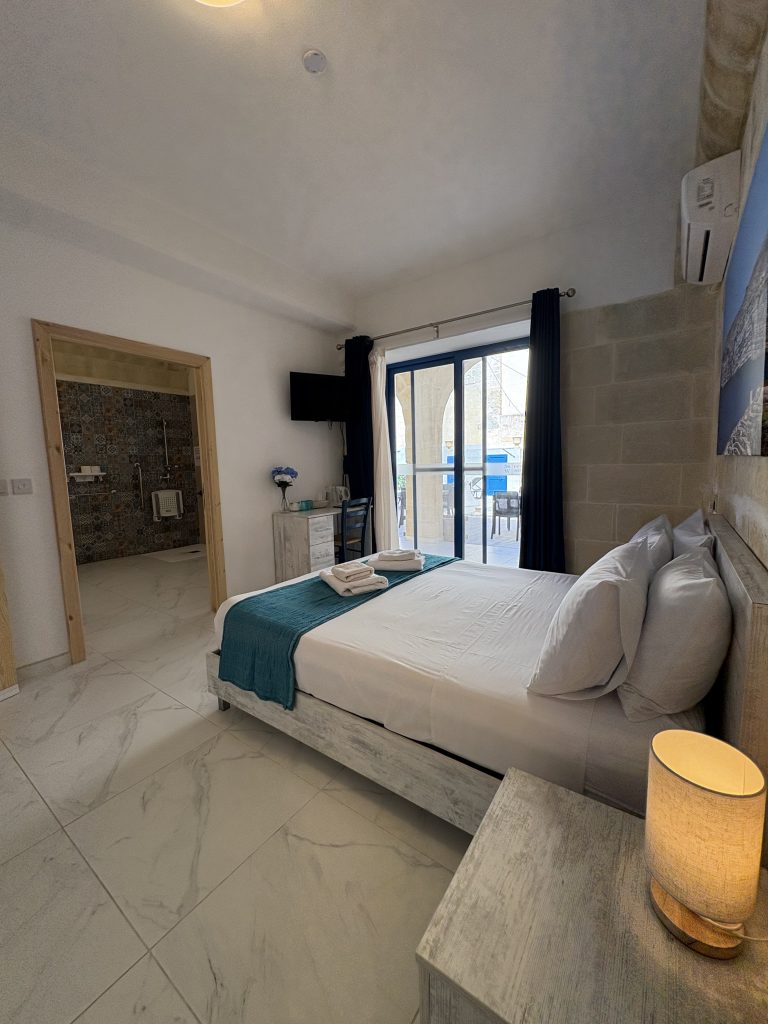 7 - whole room