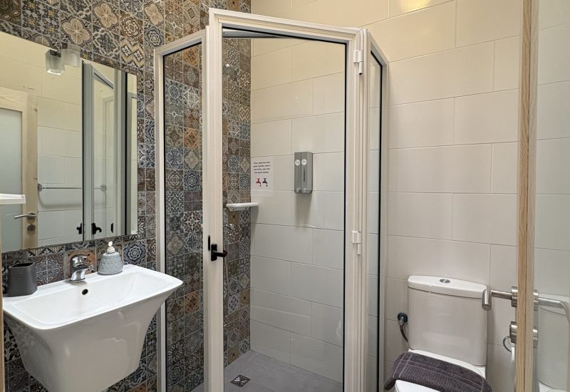 10 - bath